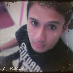 Fahrialfiansyah's profile picture. The Dance Doctor, renowned instructor & choreographer, prescribes fancy footwork to celebrities, couples, professional dancers & anyone with a desire to dance