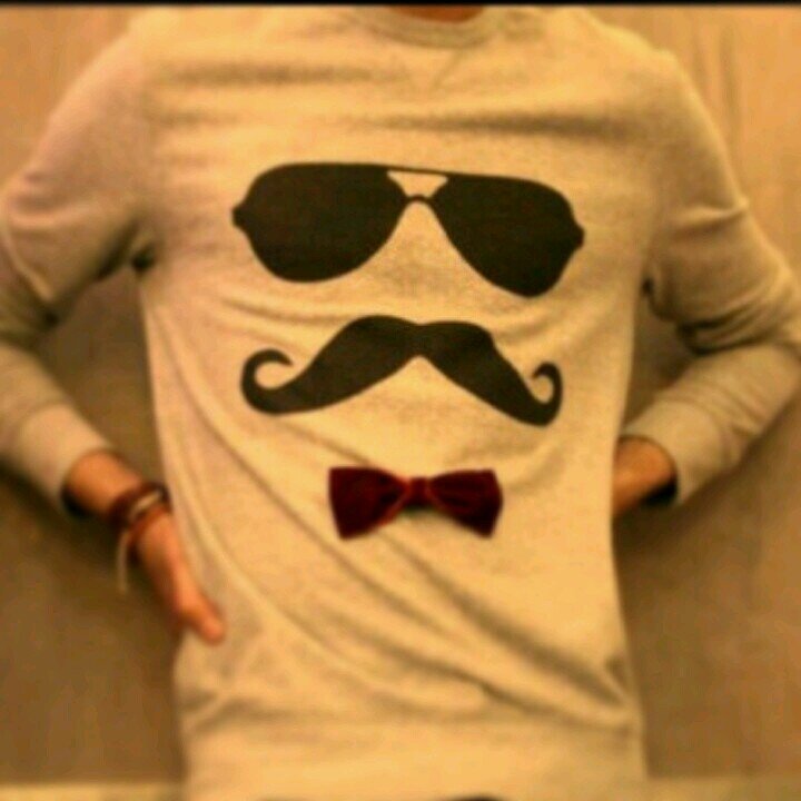 amoore_am's profile picture. 