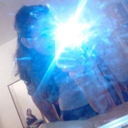 Ariiiij Tu me manques :'( alaaaah yrhmeeek :**