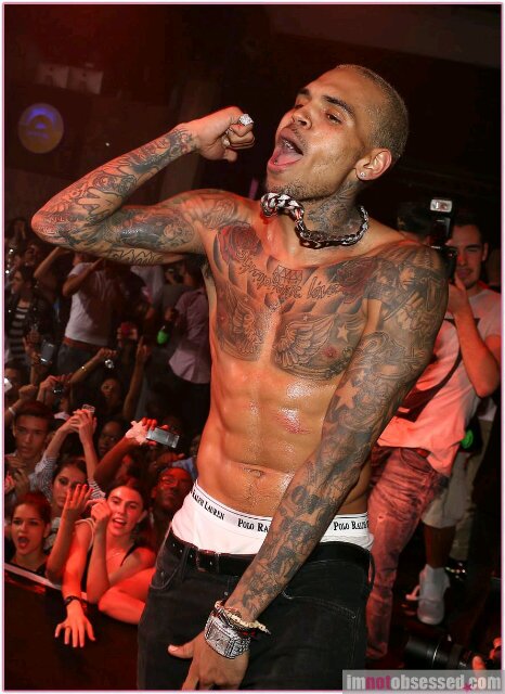 This is chrisbrown's official gang!were u can jion his exclusive nd talented plattform all around the world don't miss out!@Chrisbrowngang