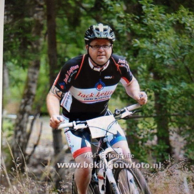 deFurb's profile picture. 