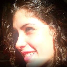 cacaunsilveira's profile picture. A menina praiana que não gosta de Sol, tricolor carioca, Potter Head, implicante, taurina ...
que leva consigo a esperança de fazer diferença .