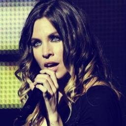 Fans de @laorejadevgogh en Asturias. Siempre hay una cancion de LOVG adecuada para cada situacion en la vida *.*