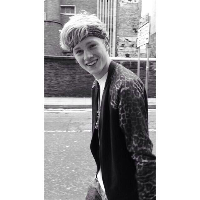 Tristan Evans is perfect. @jamesimagines_ @bradimagines_ @connorimagines_
