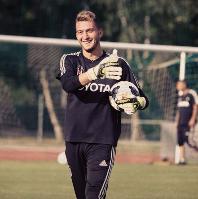 The official Twitter account of Emre Metin, professional football player at Beşiktaş.