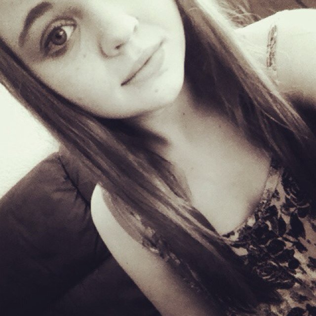 Follow me, and i will follow u back
Directioner & Belieber
