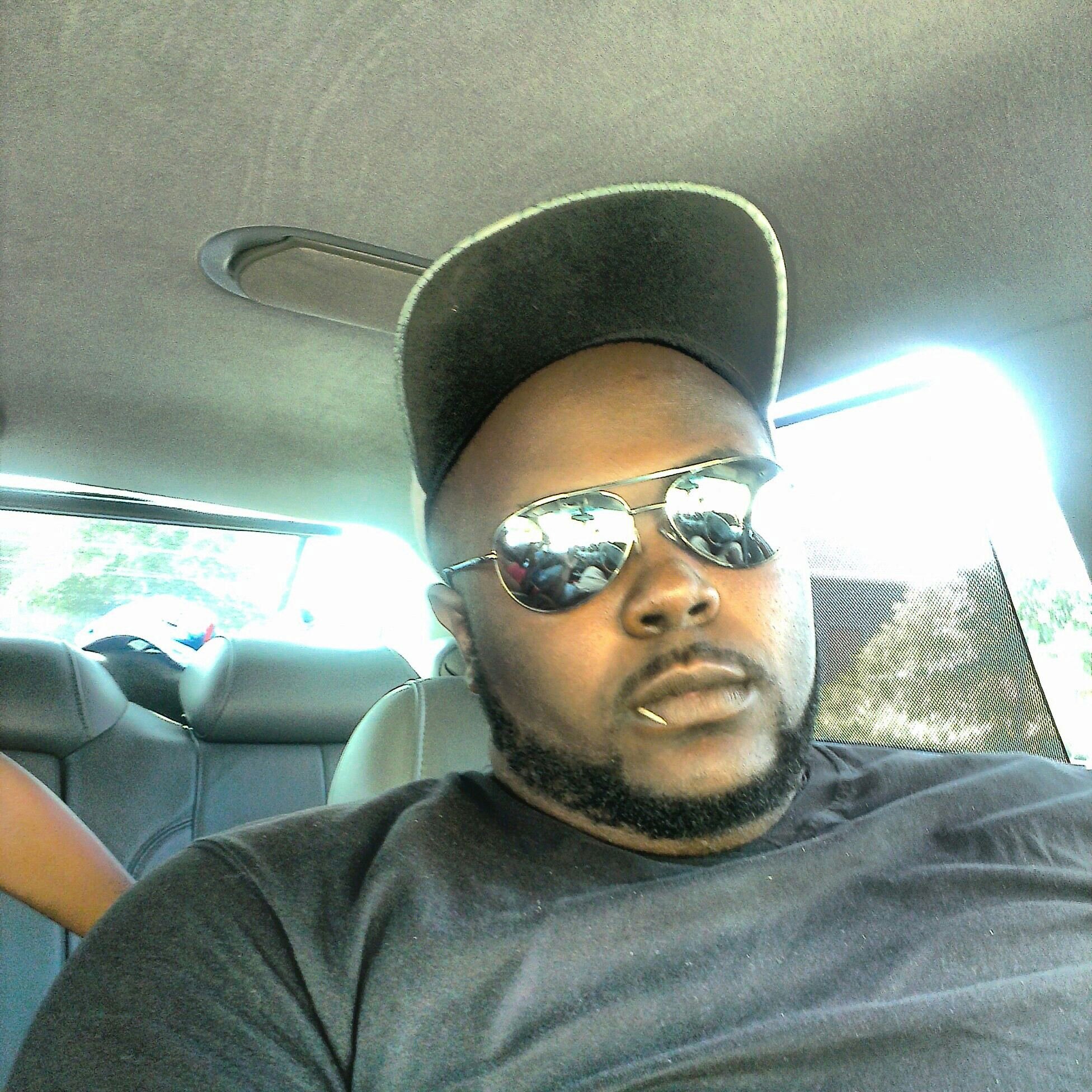 C/O CEO BIGGER THAN BIG ENT... B.T.B....MUSIC, MODELING, PARTY PROMOTIONS, VIDEOS...XXL SECURITY #TeamPoundGame #TeamMyHoeToo #btbent