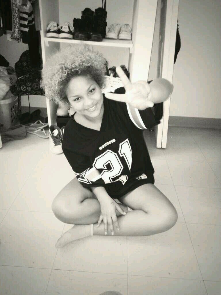 Follow M£££ :* ¦                                      M0N€¥¥ $$ ¦ W££D ~,~