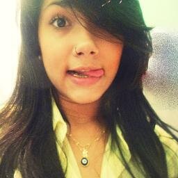 Oi ' sou linda, perfeita, gatosa e mentirosa :3 Tiaaaau 3