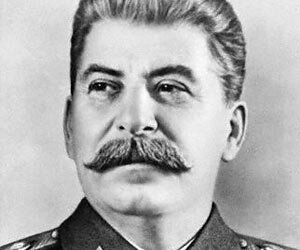 They see me rollin', they stalin.. patrolling trying to catch me riding dirty. #TeamBolsheviks