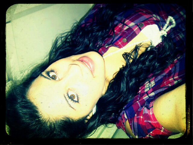 fEliZzZz...=)♣♥☺