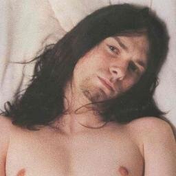 cantor de funk ostentação e fã de nirvana