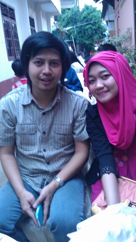 NiaNovianti24's profile picture. Wanita klahiran Surabaya yg Ceria,Supel,agak2 Mellow, I'm Analys's Laboratory, n ♥ Deni D Kisworo