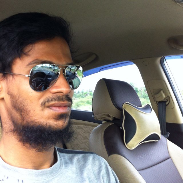 This s ashiq yup tats me.. Wit simple smile,loads of love n even pain... He he ;) but ll keep goin on... So let d game begins... Ma rules... No restrictions...