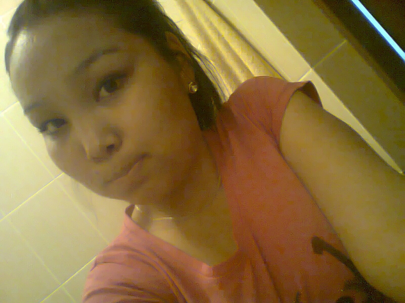 Karla9605's profile picture. 