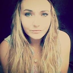 Daniquelute's profile picture. ♡'yolo