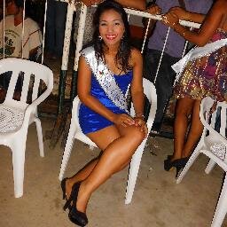 Sooyy muyy alegre y x sobretodoo m enknta acr muxas amistadess...A2roo Bailar es mi mi fuerte y mi vidaaaa... XD