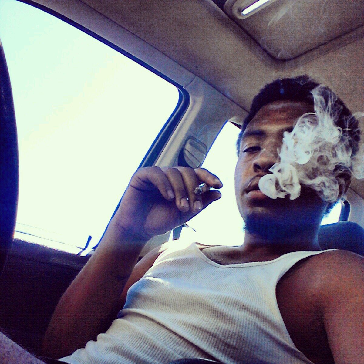 SpaceGodMartian's profile picture. IG: loud_by_the_pound Free the thugs RIP all my niggas fuck the opps #Lz #chirpworld #teamoscargrant