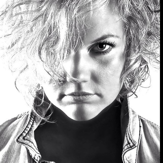 ( DJ ) Lady Katt ❤ Techhouse / Clubhouse / House / Electro House ❤️