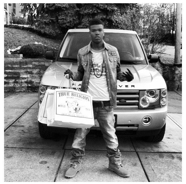 R.i.P Tai Tai Emery Lil B & Lumber...Tough Times Dont Last Tough People Do... Lifes What You Make It...R.i.P Briauna... TRAP iLLi