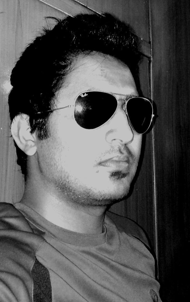 Proud Indian, tYpiCal jATT bOY, A *Programmer*, £ovE to play *Cricket*, An obstinate person, LovE travelling, A very Big bike lover & Huge cricket freak.:)