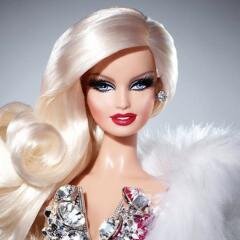 Levem a serio só 5% do que eu falo, musa, gostosa & rainha da beleza corporal nas horas vagas.