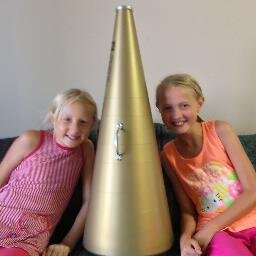 Lee Kinstle Fans of the Week Trophy