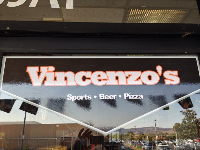 Follow us on instagram @vincenzospizzasimivalley