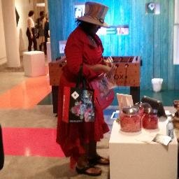 Mad Hatter imitator, pizza expert, and purveyor of Duane Reade Diva deals!