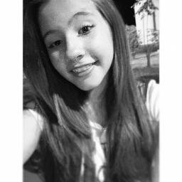 “Acorda, toma um café, penteia esse cabelo e saiba que você não precisa de mais ninguém para ser feliz. O mundo é seu.” — Caio Augusto Leite