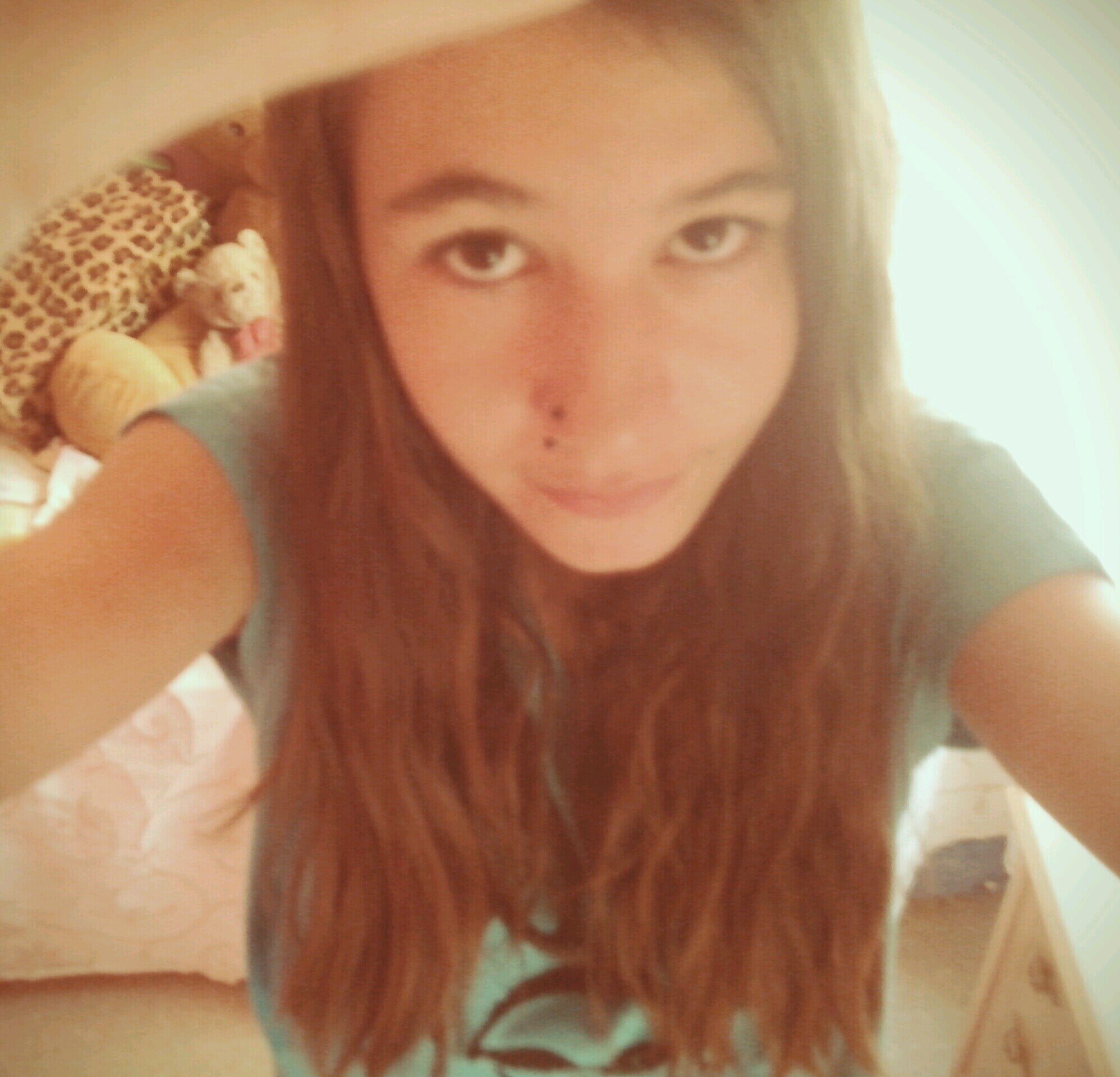 si_he_llorado's profile picture. Esta es la historia de la niña cabrona que se sienta al final del aula. LG.Champiñon de nacimiento, batracio de profesion. La vida es bella, el feo eres tu.