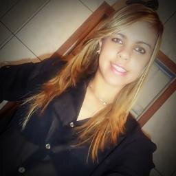 Tenho 18 anos,geminiana,Não costumo depende muito dos outros pra ser Feliz.
Chata?Sim pq nem todo mundo e perfeito.Boazinha? lógico com aqueles que merece.
