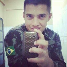 O tempo nao para e eu não vou parar.
http://t.co/9BCiYIOHDg