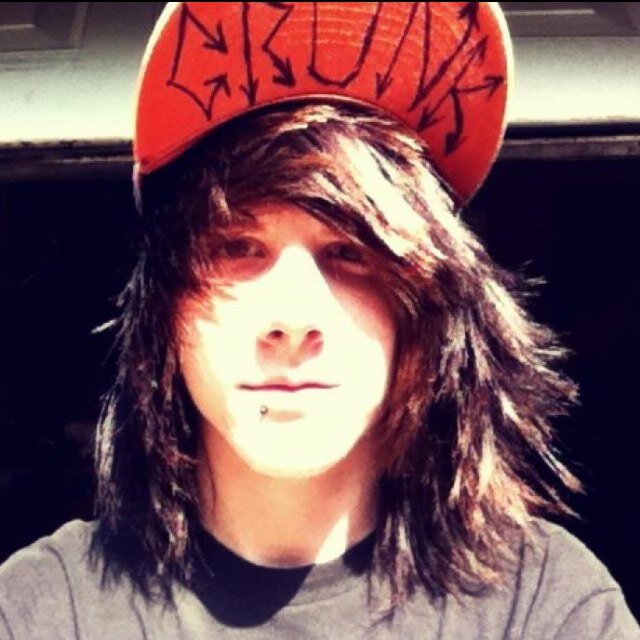 Noah | Gay | 17 | Single