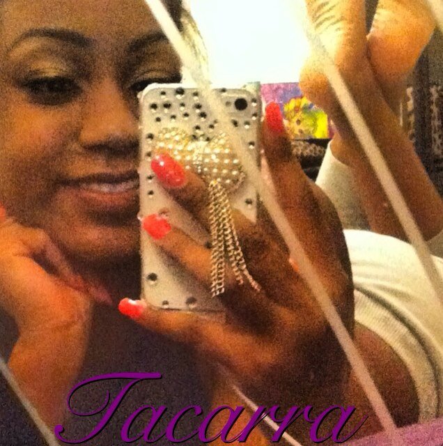 greatly blessed :) follow me on instagram @carra_loves_u2 i tweet wat i want! cuz iHustle trick! #God