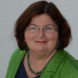 Menschen- und Naturschützerin, Stadträtin, Baupol. Sprecherin, BN, Geschäftsführerin Wohn- und Integrationsprojekts, Sprecherin der LAG Migration, MdL aD