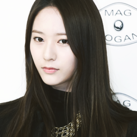 Vancouverier from VANCOUVERVX™ | Krystal Jung of F(x) | Ice | A small wave of your hand makes a whirlwind strike in my heart.