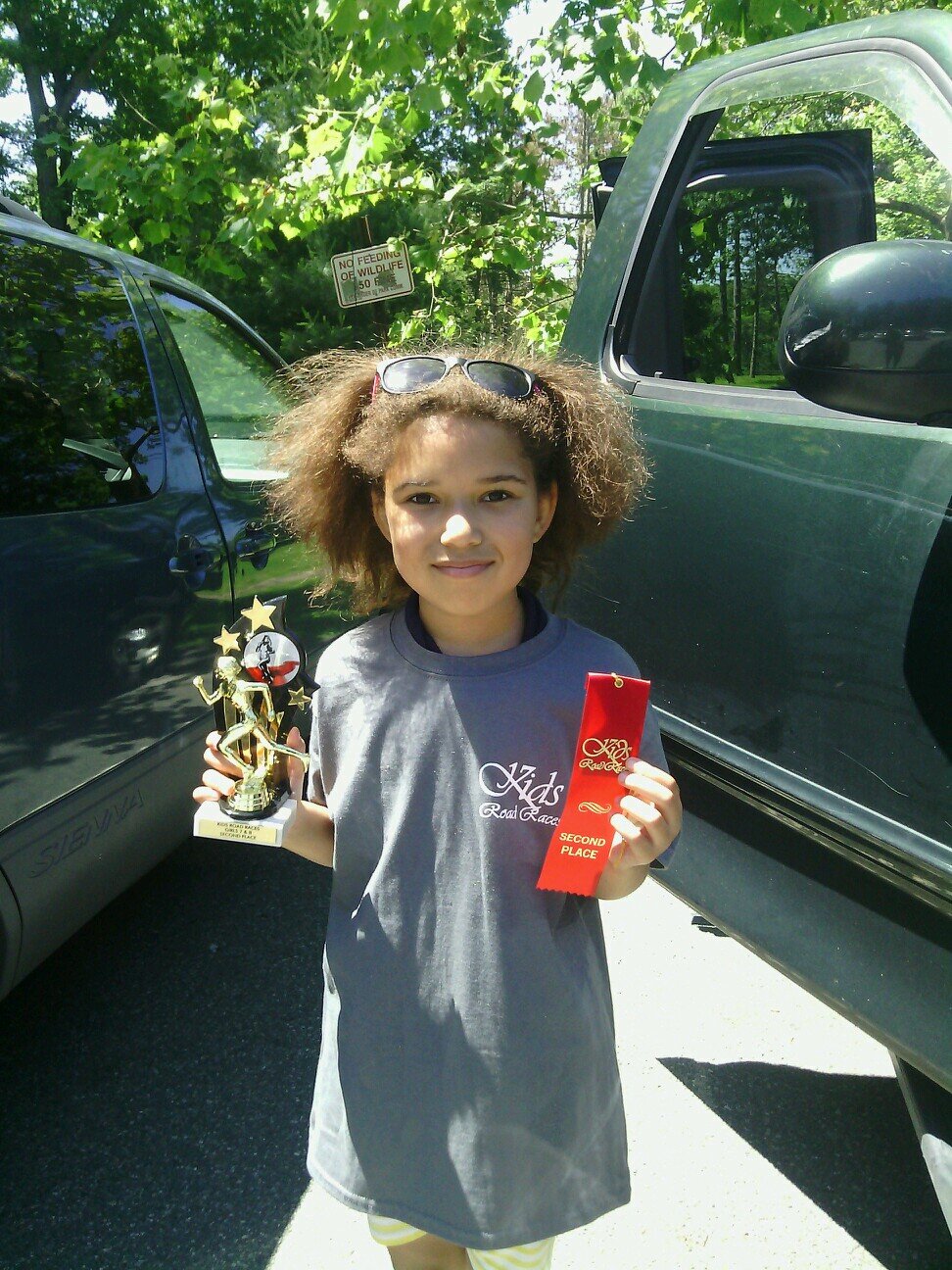 Mojathesoja's profile picture. So a directioner and a long distance runner for my city!