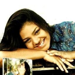 Cantora Evangélica, e Pregadora da palavra de Deus.
missikamillabraga@hotmail.com
http://t.co/hPP6Pi94Tp