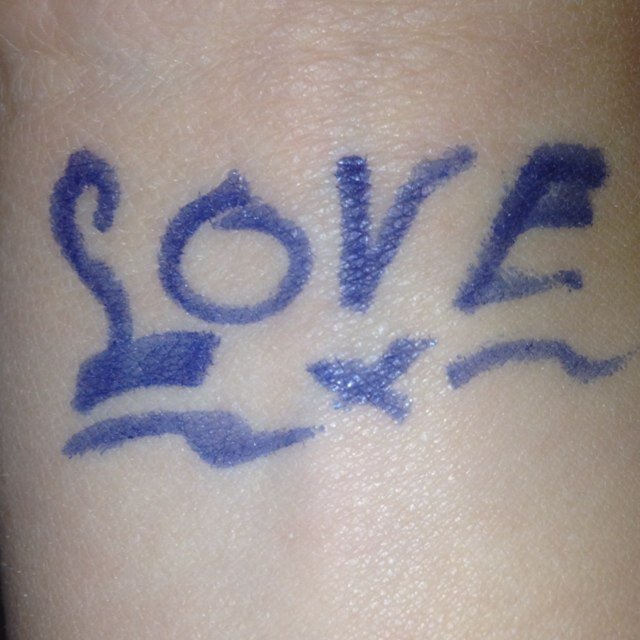 Broken by the world and founded by love! Signed tweets, by S and T! Two people on 1 account!