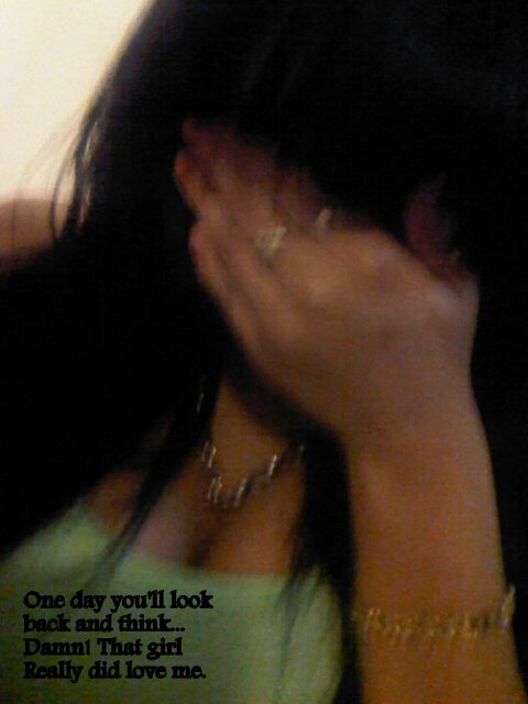 -HalfBl0edjee! -Bezet sinds 3'3'2013♥ -True&Loyal! -Blessed!