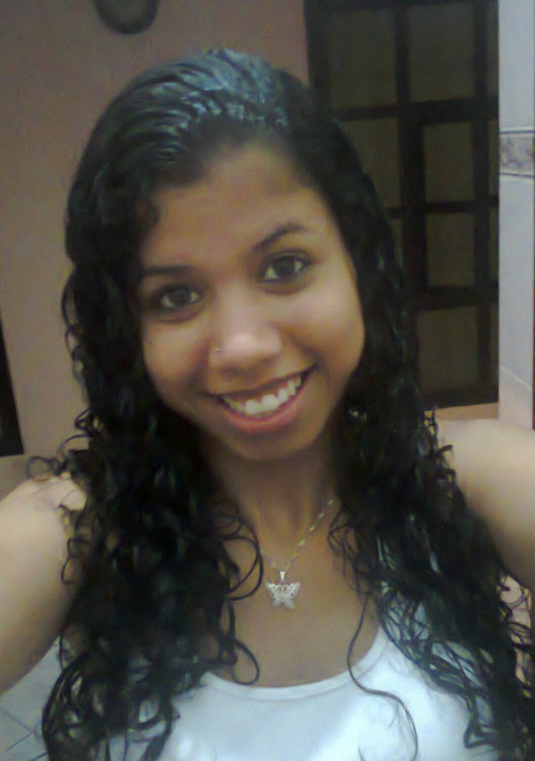 Viva o hoje não se arrependa pelo ontem e não espere pelo amanhã. ((: