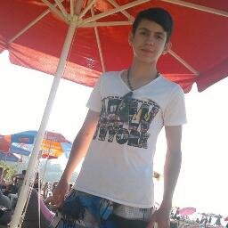 Ben Barış 16 Yaşındayım Orduda Oturuyorum Twitterı mı Yeni Açtım Takipçim Olursanız Bende Takip Ederim. :)