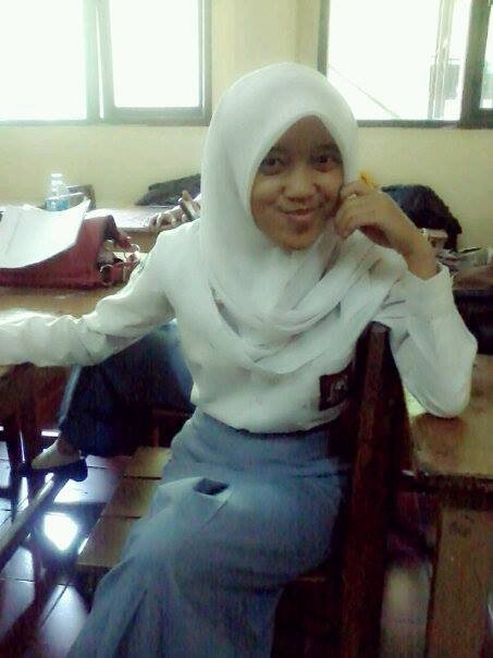 Nurfujiah | 20 Agustus 1996| SMK YKTB 2 BOGOR | XII Accounting 2 | Ligar Satya Ratulangie