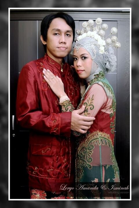 Ingin selalu membuat orang lain tersenyum...