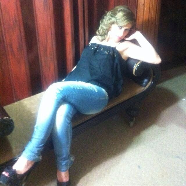 zeina2013x's profile picture. 