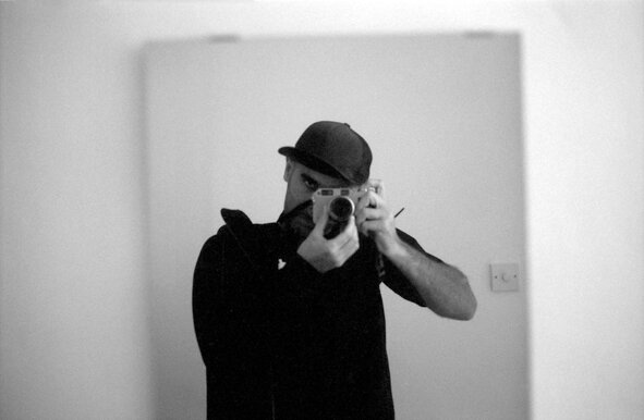 Street/Underground photographer based in London.