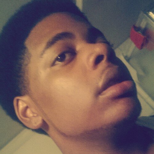 17yr Old #VocalArtist, #Actor, & #Lover. Music Is My Life  . #300 #LavishBoi . My Circle Small So Its #OTF