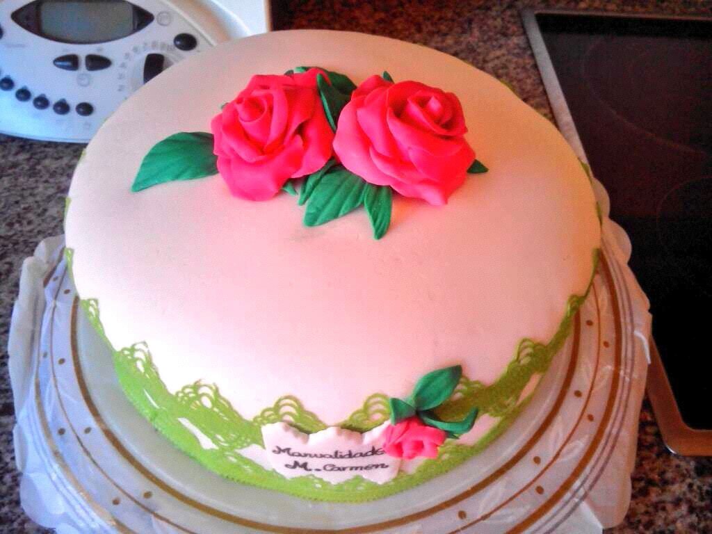|Venta de materiales para todo tipo de fondant y cupcakes| Se realizan tartas de diseño a precio economico | Contacta por MD |