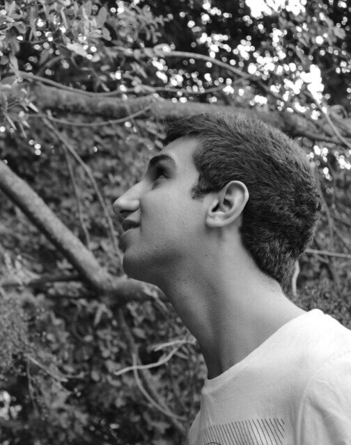 A 22 year old Animator who is passionate about Photography, Art and Traveling.